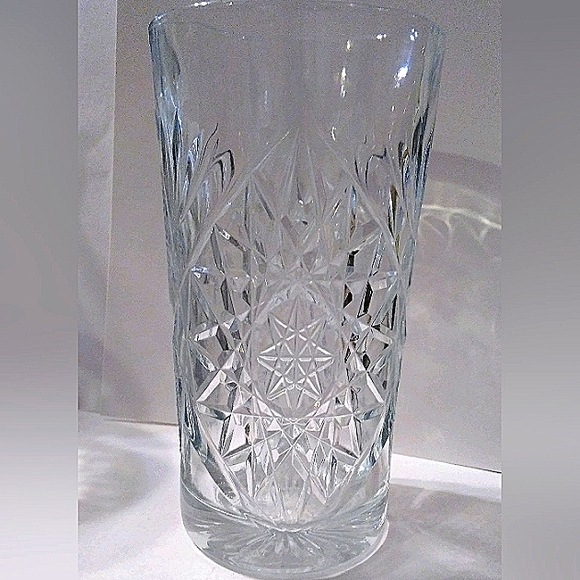 Lovely Vintage Pressed Glass Hobstar Highball Glass/Vase, Libbey Glass Company! - Picture 6 of 6